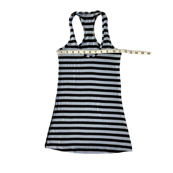 Lululemon Cool Racerback Sea Stripe‎ Polar Haze Black Tank Top Size 2 Yoga - Picture 6 of 9